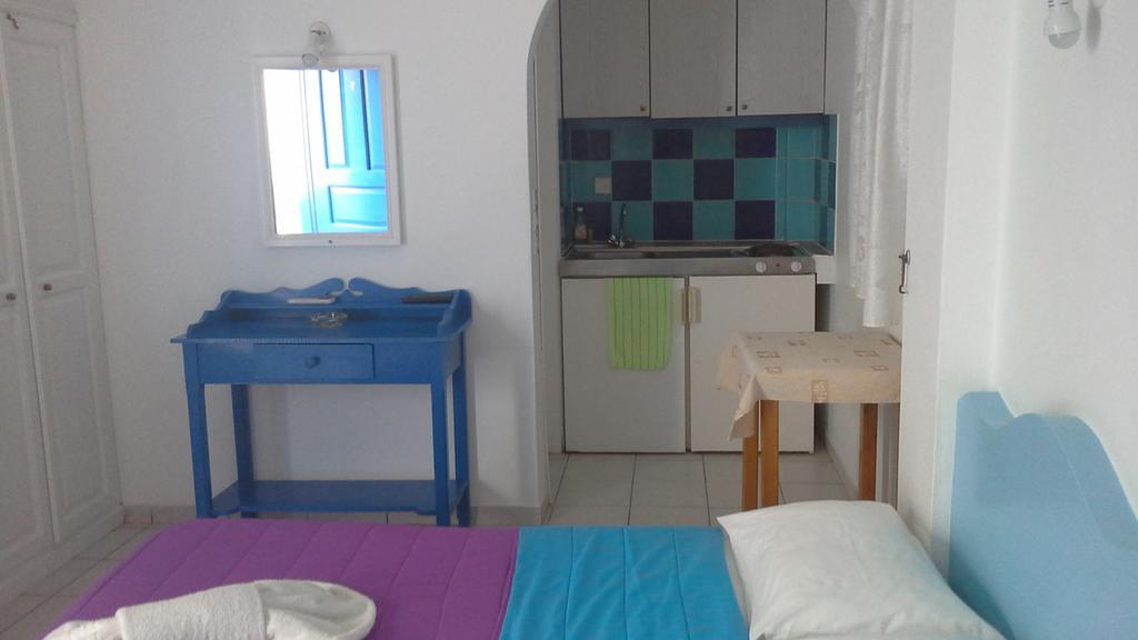 Studios Apartments Perivolos Kültér fotó