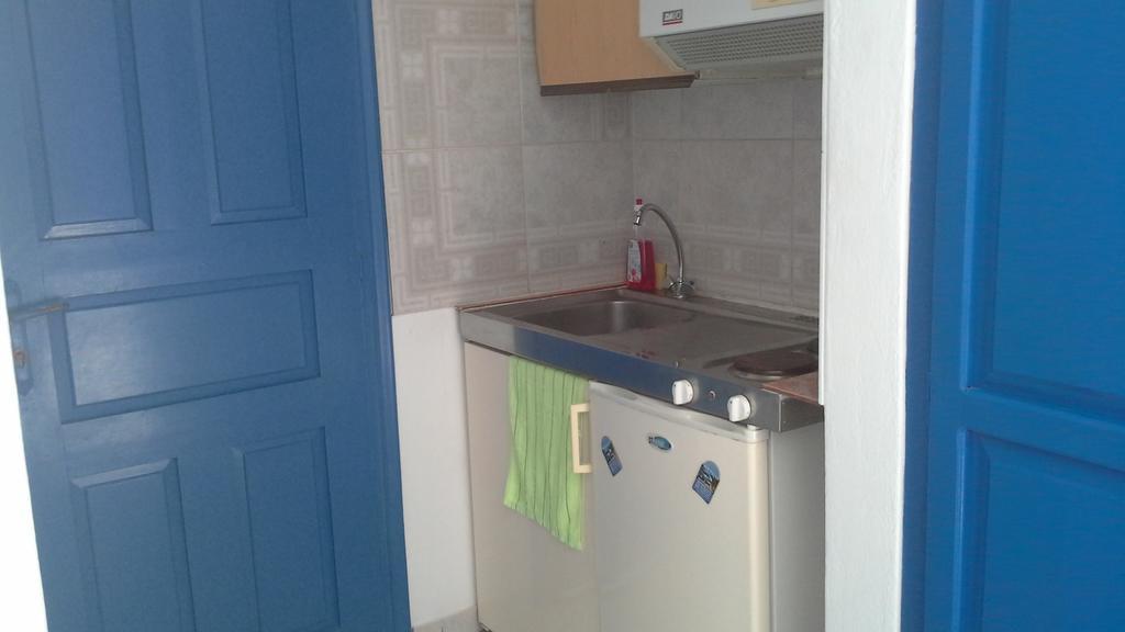 Studios Apartments Perivolos Kültér fotó