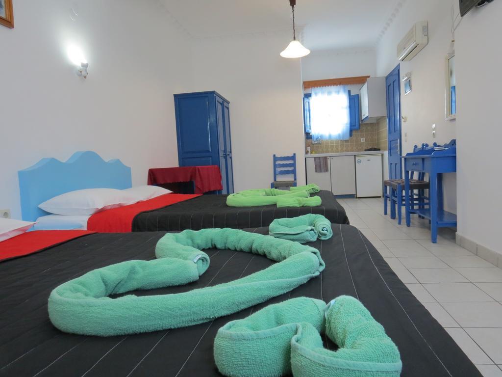 Studios Apartments Perivolos Kültér fotó